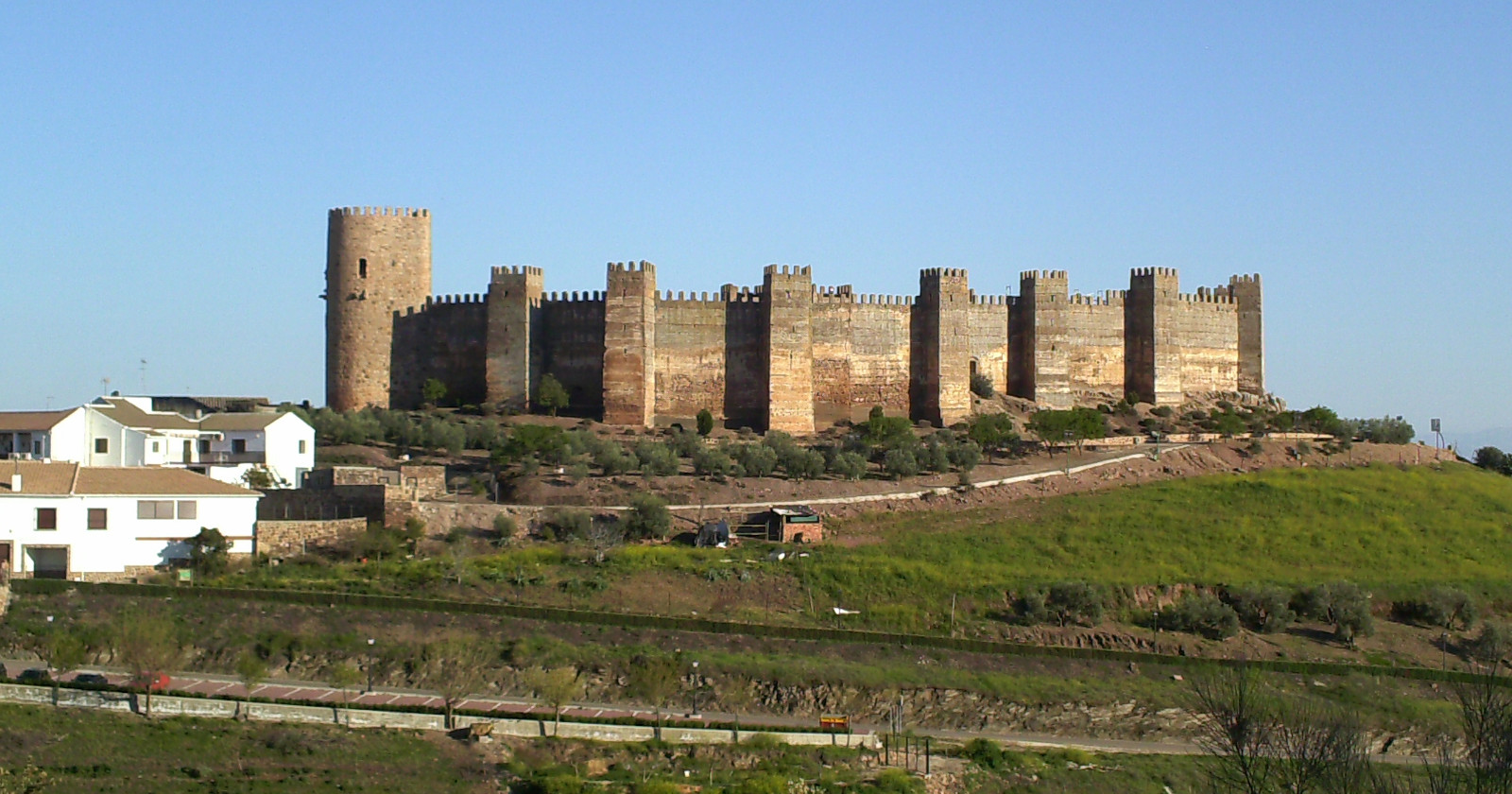 Hrad Burgalimar, Španielsko