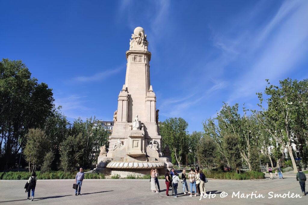 Pamätník Miguela Cervantesa na Plaza España v Madride