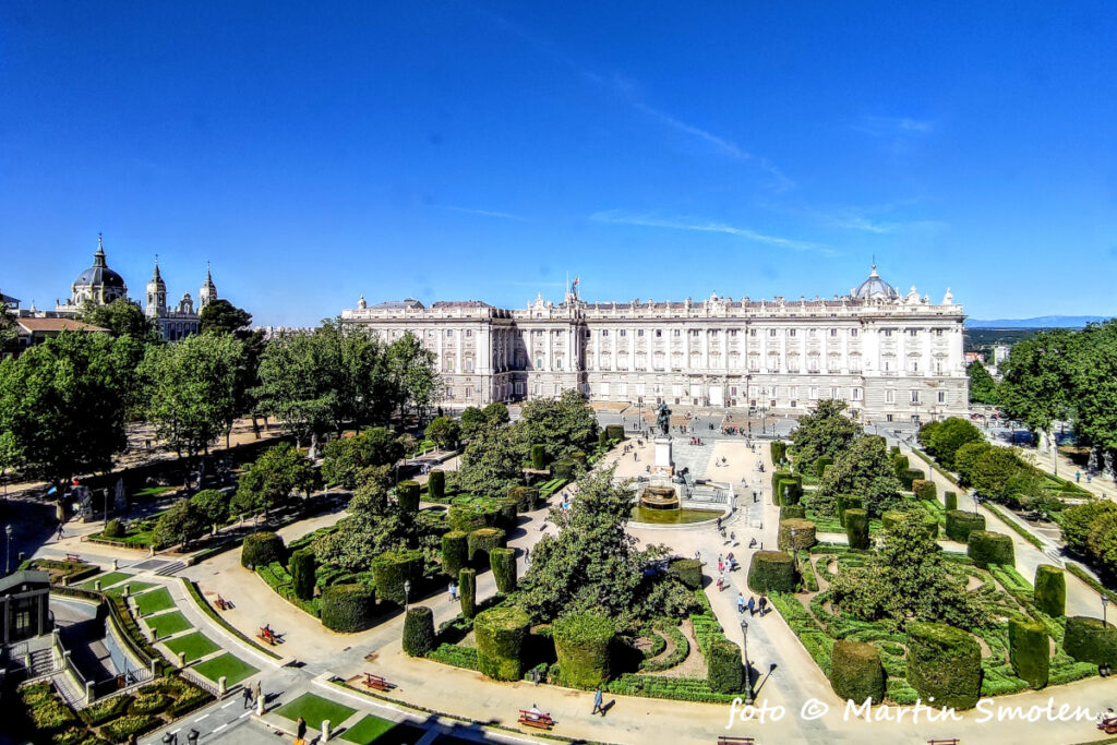 Plaza de Oriente Madrid